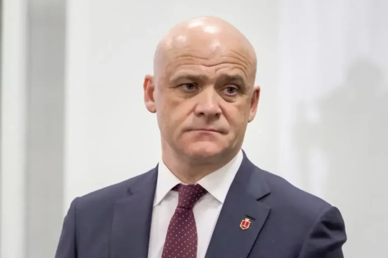 1761721709-4585-large