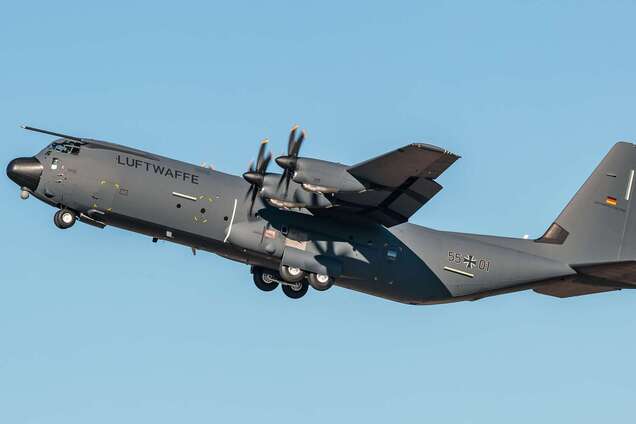 c-130j-erster-flug.jpg