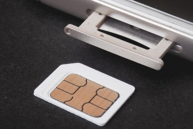 sim-card-44756811280.jpg