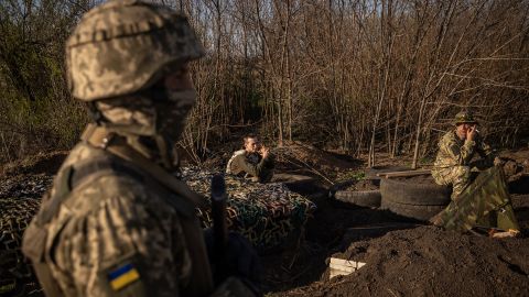 viyskovi_zaporizhzhya_gulyaypole_gettyimages_1394068513_1821e8f1e85a25a4c83bdd9fa0113a1e_480x270