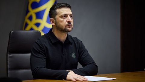 zelenskiy__president_gov_ua___5__7a106606fccd2baf0fb3e7a112be2b53_480x270